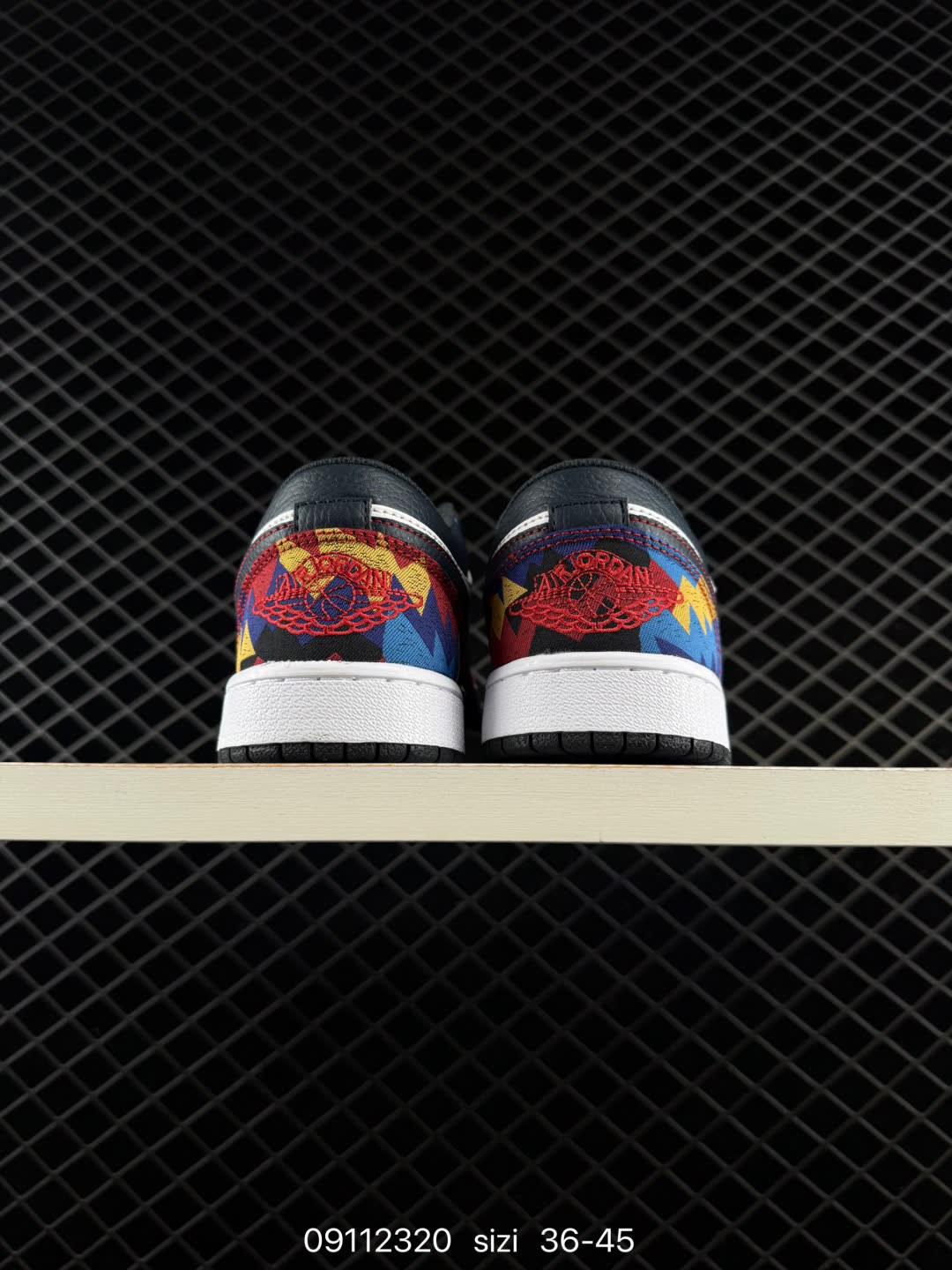 Nike Air Jordan 1-IQ5321-121